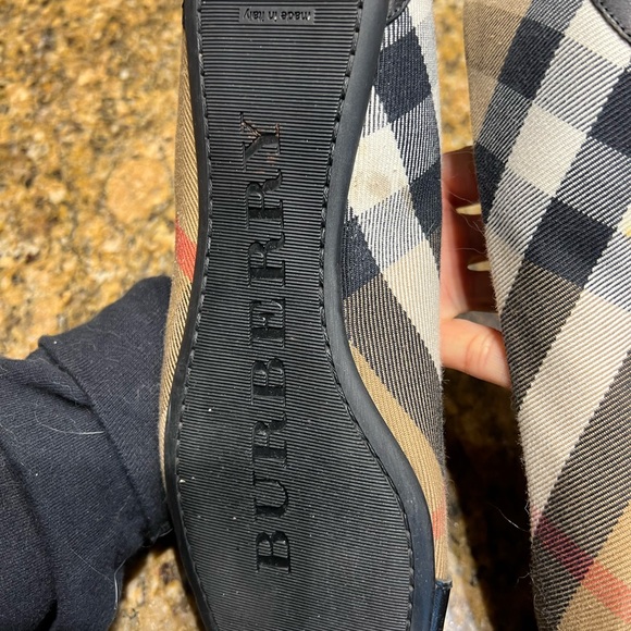 Burberry flats authentic size 39 - Picture 6 of 12
